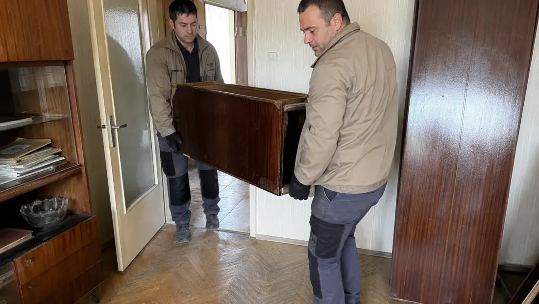 Извозване на стари мебели