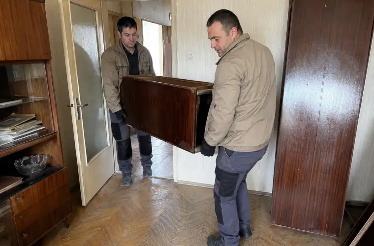 Извозване на стари мебели