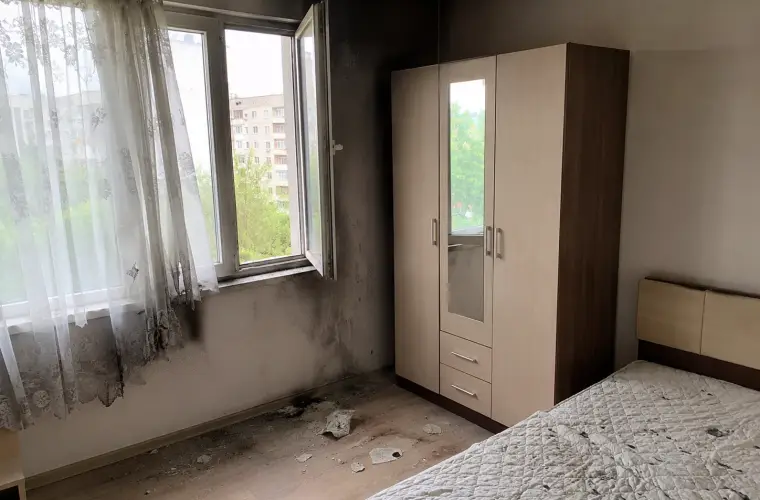 Почистване след пожар в Перущица