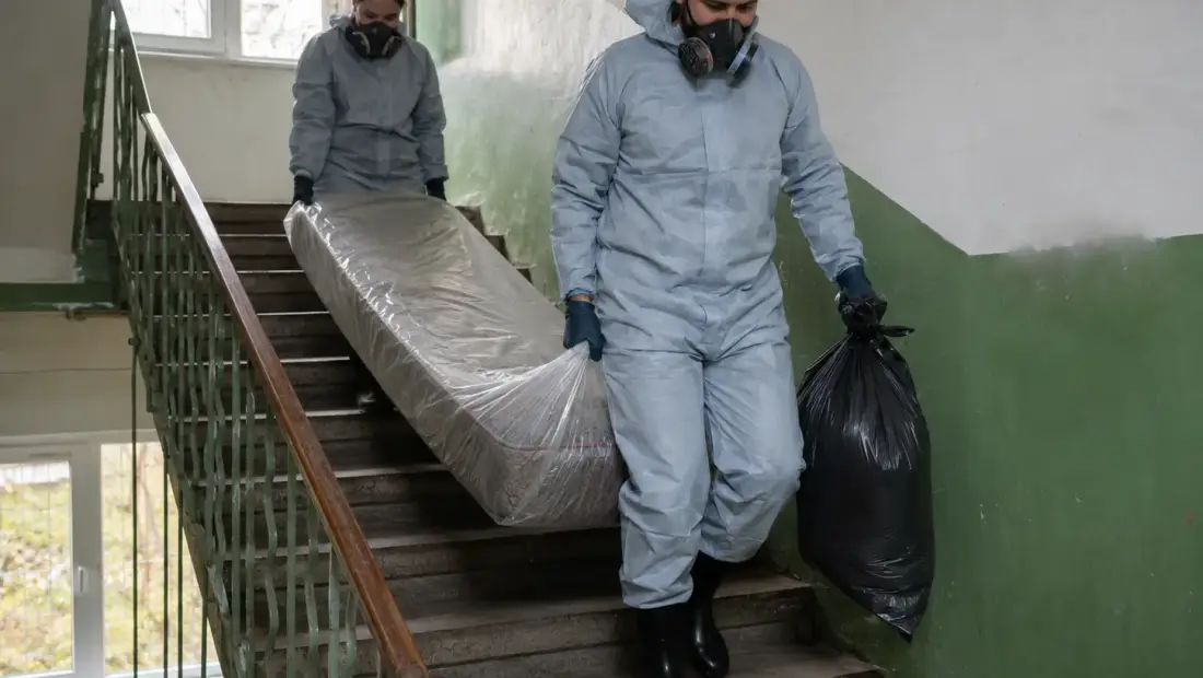 Почистване след смърт
