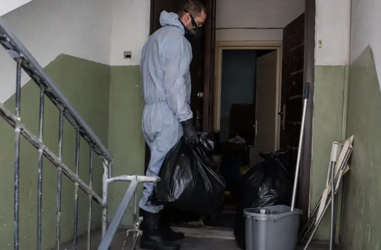 Почистване след психично болен човек
